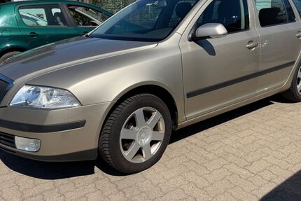 Skoda Octavia 300.000 km 1.500 &euro; Stelle 21435
