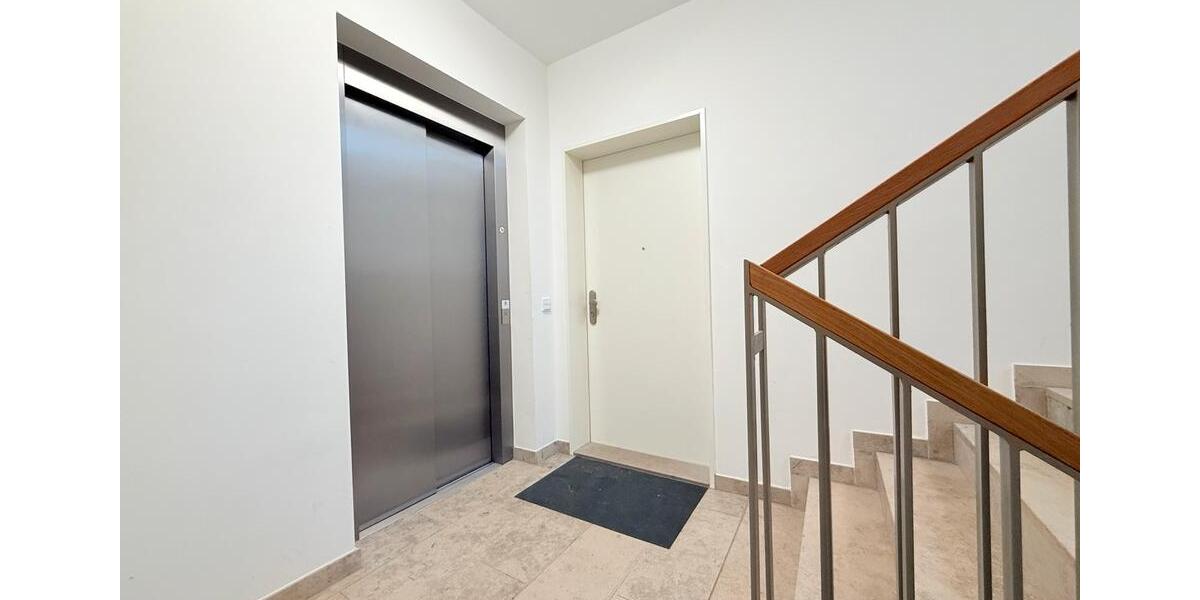 Etagenwohnung Hamburg Alsterdorf - 2 Zimmer, 65 m&sup2;, 2.650&euro; | Angebot:25890441