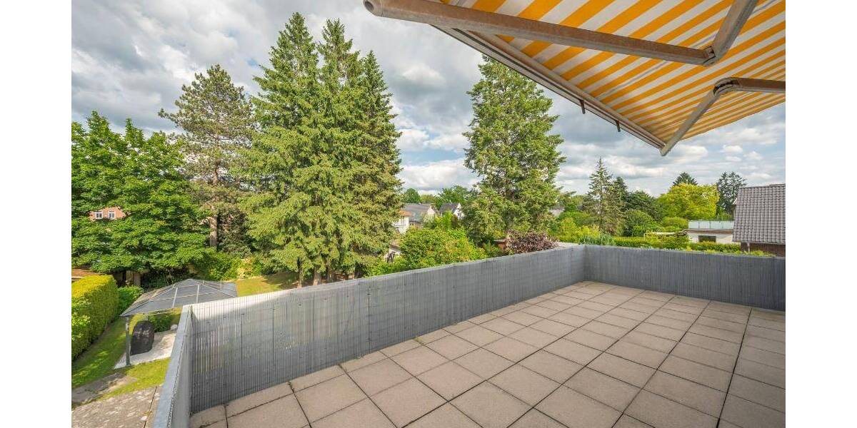 Einfamilienhaus Hamburg Rahlstedt - 9 Zimmer, 232 m&sup2;, 990.000&euro; | Angebot:26834932