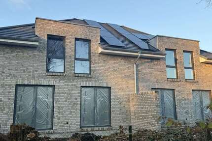 Haus zum Mieten in Hamburg 2.750 € 136.28 m² 5 zimmer