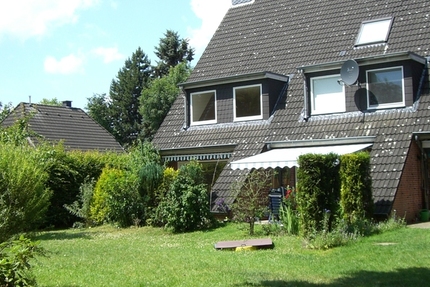 Gepflegtes Reihenmittelhaus in parkähnlicher und dabei zentraler Lage - Haus Ahrensburg | Angebot:25087589