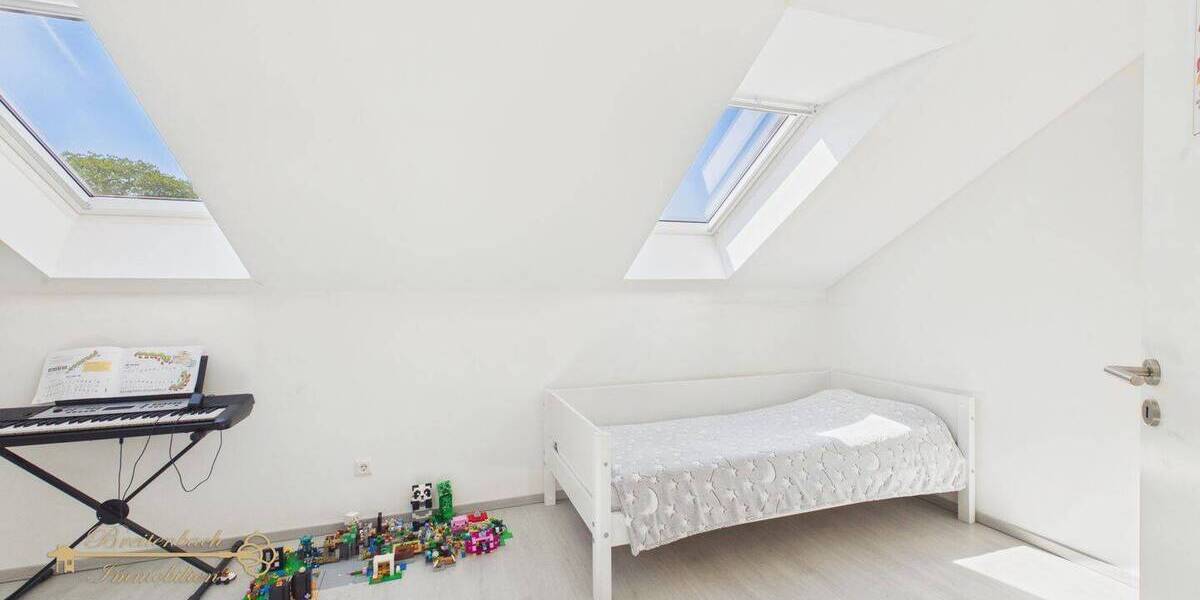 Reihenmittelhaus Norderstedt Harksheide - 5 Zimmer, 105 m&sup2;, 649.000&euro; | Angebot:26343882