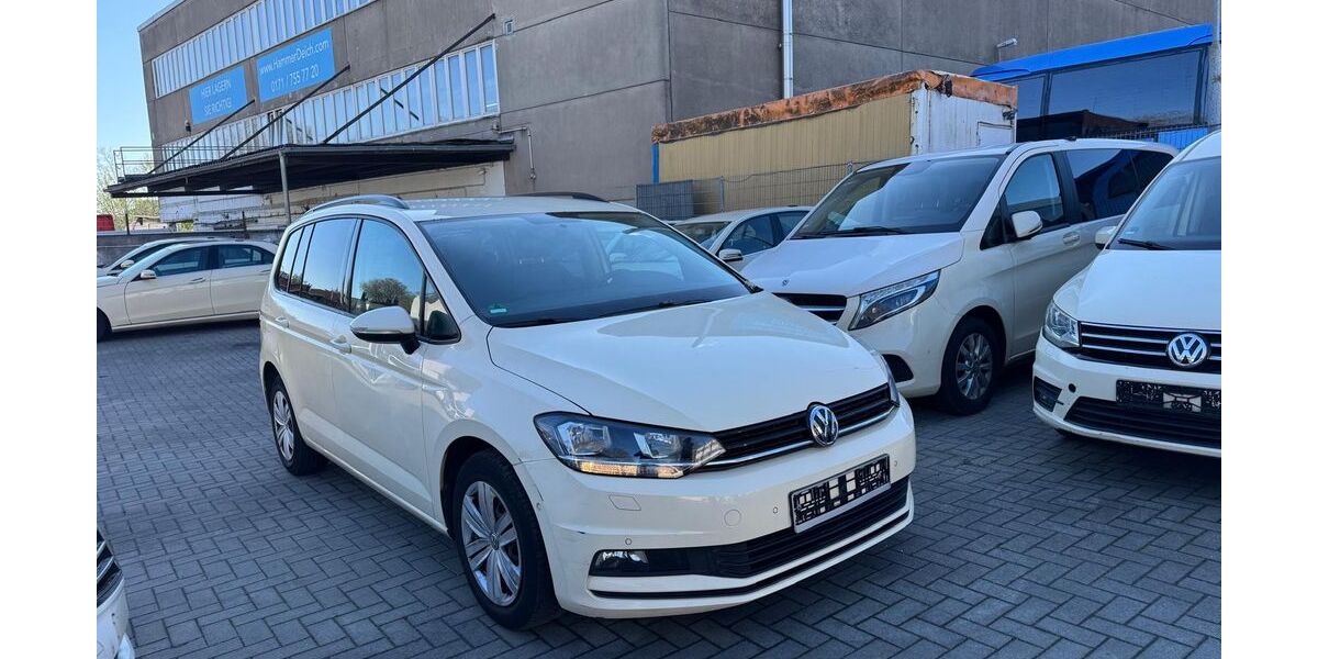 VW Touran 394.000 km 4.499 &euro; Hamburg 20537