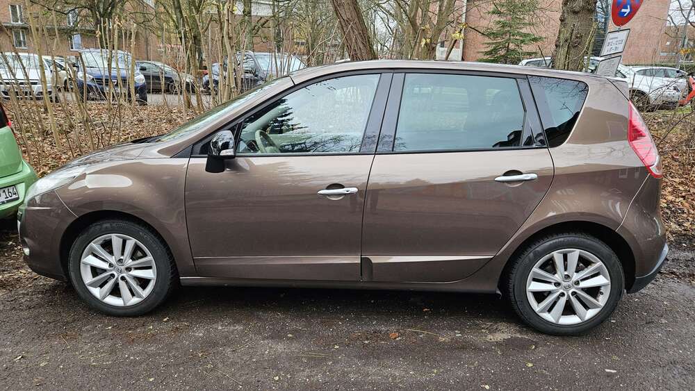 Renault Megane 54.300 km 7.900 &euro; Hamburg 22525