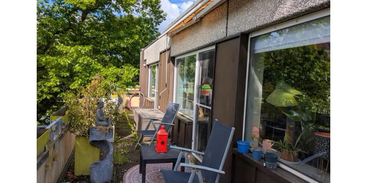 Zimmer frei in liebevoller, grüner Wohnung mit großer Terrasse – 18 zimmer