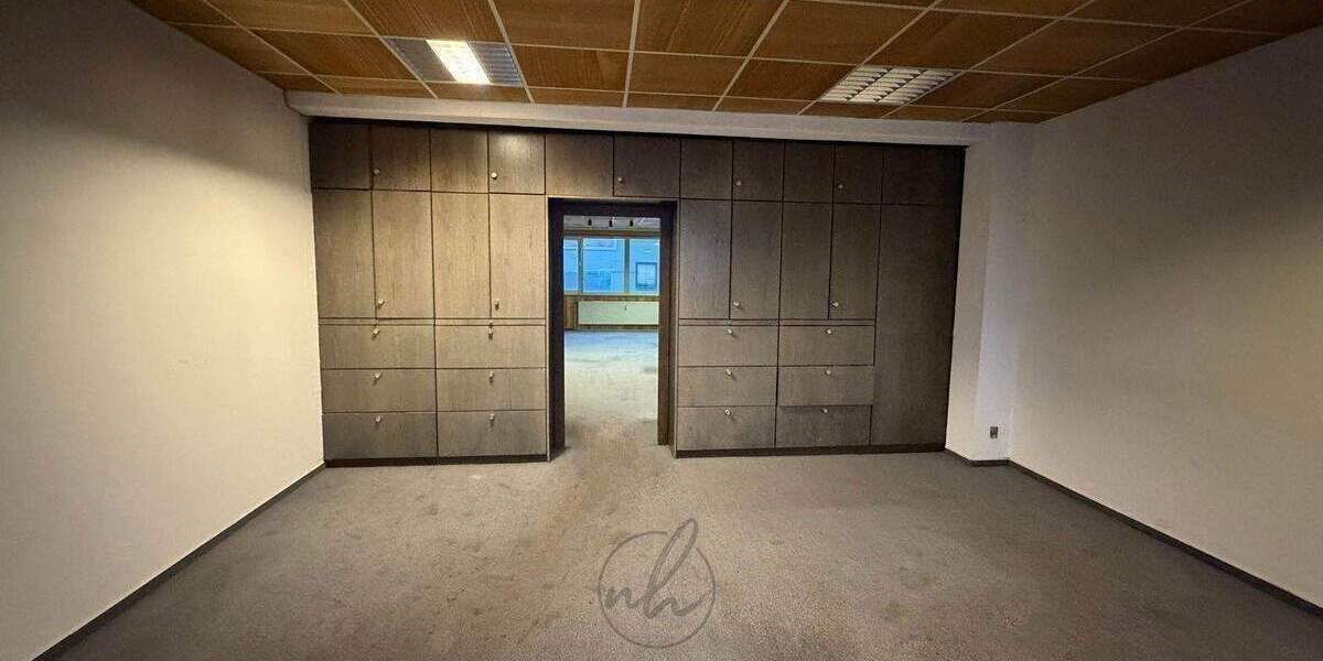 Geräumige Bürofläche im 1.OG in Norderstedt zimmer