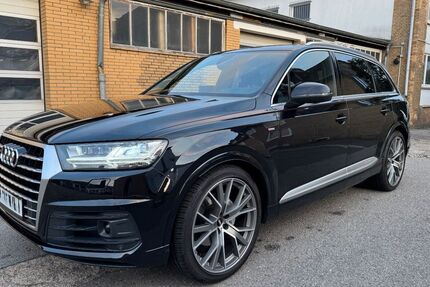Audi Q7 199.780 km 33.900 € Hamburg 22393