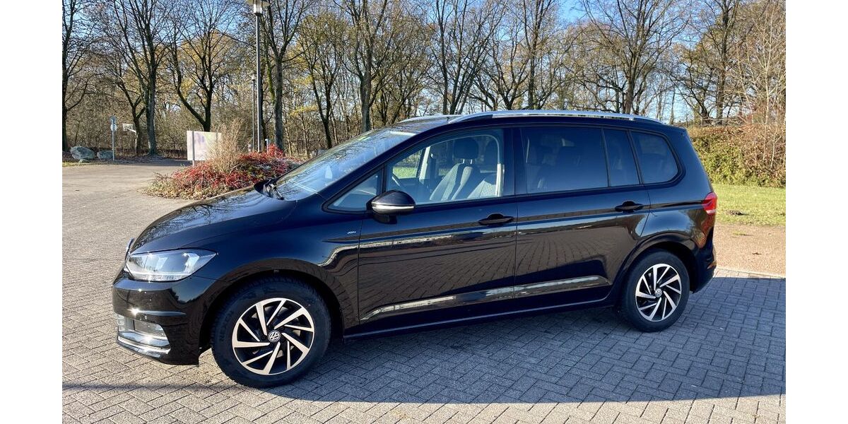 VW Touran 136.000 km 14.990 € Buchholz 21244