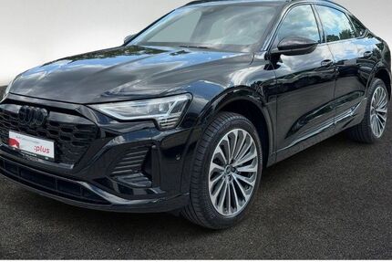 Audi Q8 e-tron 50.667 km 51.980 &euro; Hamburg 22419