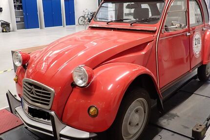 Citroen 2 CV 98.600 km 8.990 &euro; Hamburg 22041