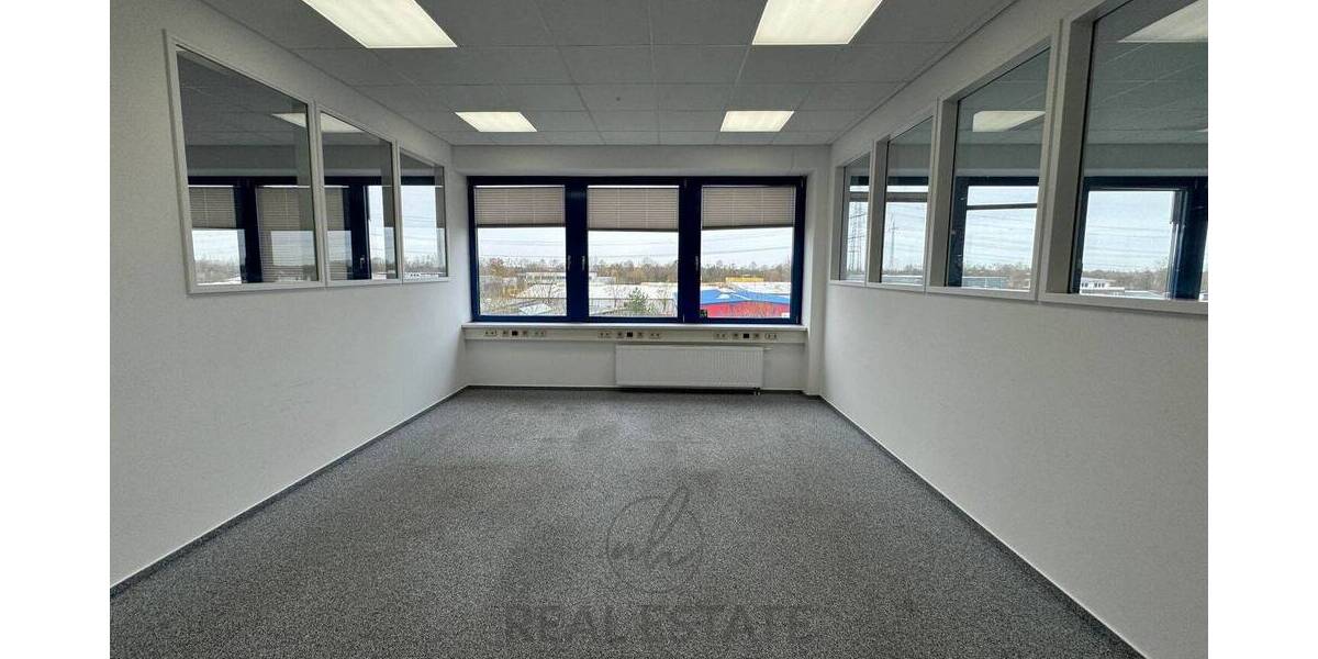 Gewerbeobjekt Hamburg Rahlstedt - 3 Zimmer, 110 m&sup2;, 1.430&euro; | Angebot:26834456