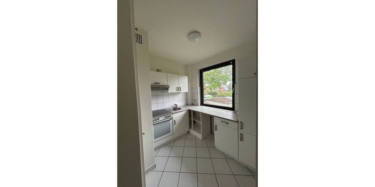 Etagenwohnung Pinneberg - 2 Zimmer, 65 m&sup2;, 692&euro; | Angebot:26616659