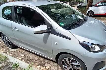 Peugeot 108 40.500 km 6.600 € Hamburg 22083