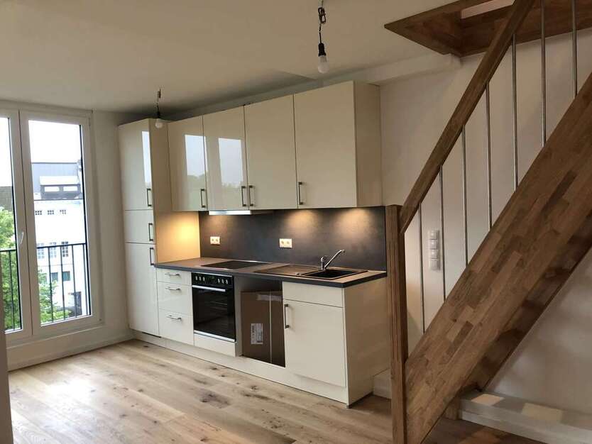 Wohnung zum Mieten in Hamburg 1.114 € 65.52 m²