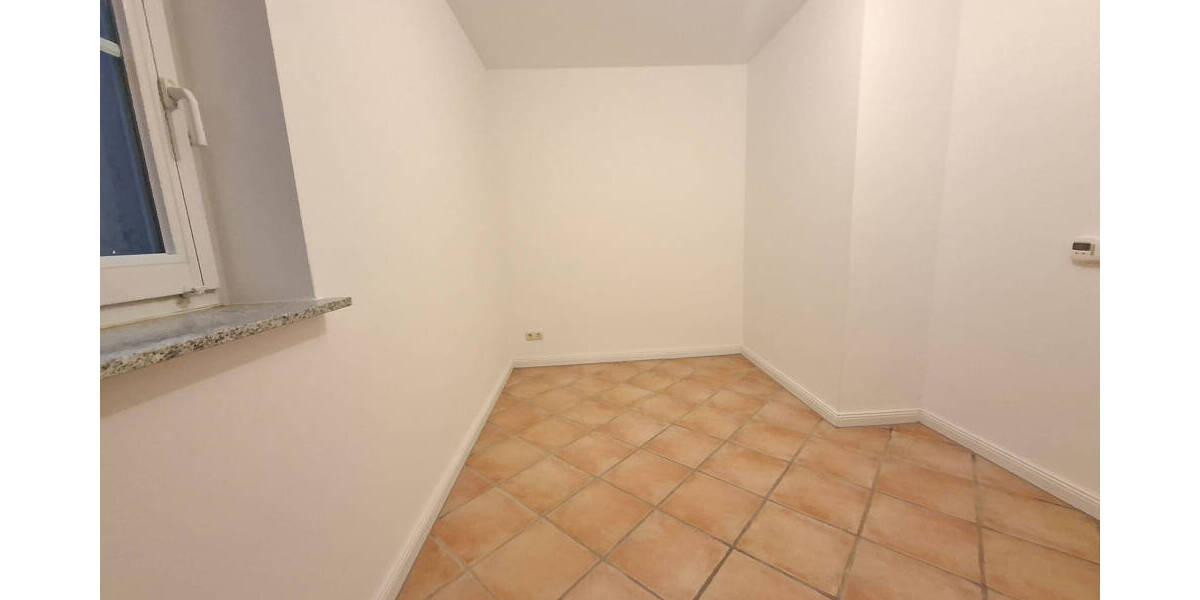 Etagenwohnung Hamburg Rahlstedt - 2 Zimmer, 86 m&sup2;, 949&euro; | Angebot:26218020