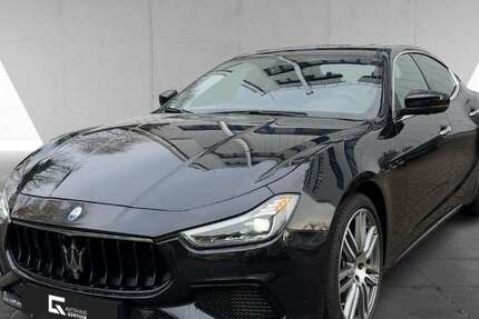 Maserati Ghibli 37.224 km 60.880 &euro; Hamburg 20537
