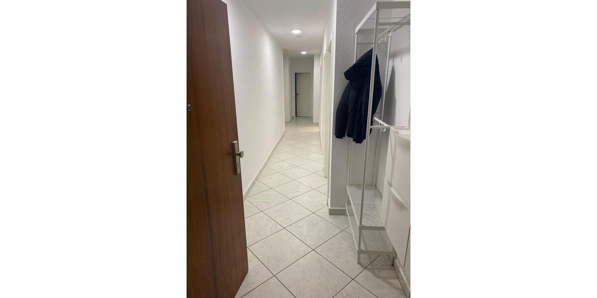 Etagenwohnung Hamburg Schnelsen - 5 Zimmer, 12 m&sup2;, 650&euro; | Angebot:25291528