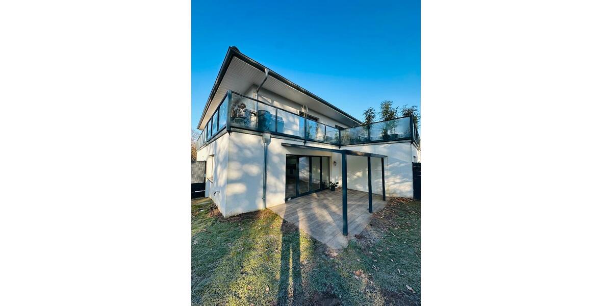 Erdgeschoßwohnung Buxtehude - 3 Zimmer, 122 m&sup2;, 1.400&euro; | Angebot:24689276