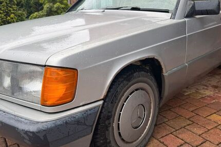 Mercedes-Benz 190 238.242 km 1.999 &euro; Neu Wulmstorf 21629