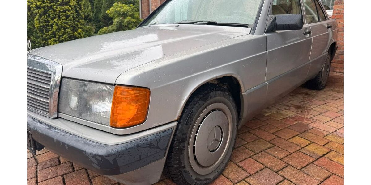 Mercedes-Benz 190 238.242 km 1.999 &euro; Neu Wulmstorf 21629