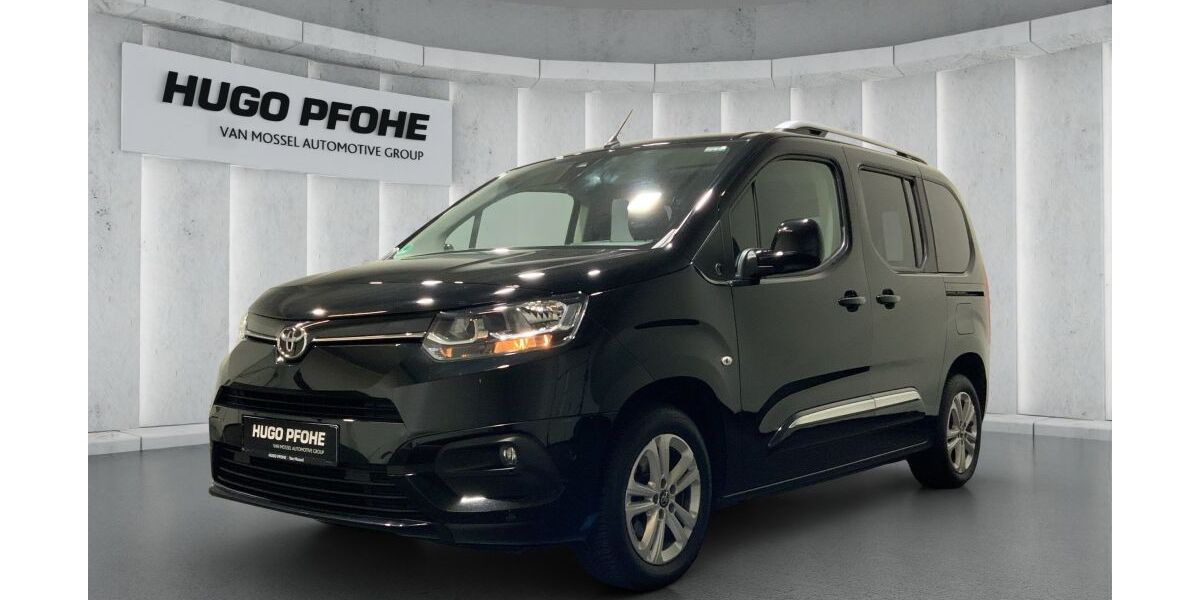 Toyota Proace City 82.659 km 17.850 &euro; Hamburg 22335