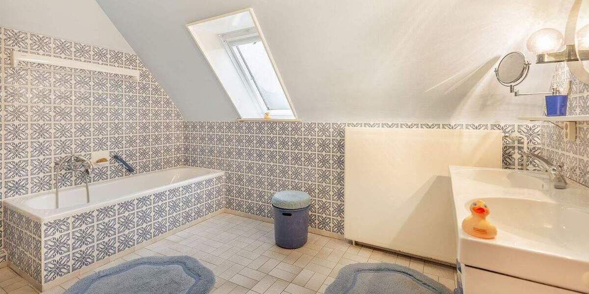Einfamilienhaus Hamburg Langenhorn - 7 Zimmer, 163 m&sup2;, 625.000&euro; | Angebot:25778825