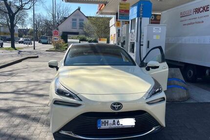 Toyota Mirai 55.000 km 13.999 &euro; Hamburg 22415
