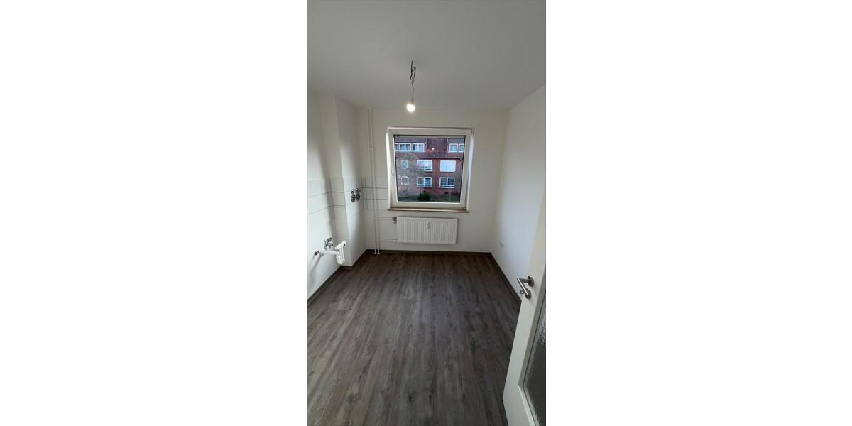 Etagenwohnung Geesthacht - 3 Zimmer, 73 m&sup2;, 730&euro; | Angebot:26144753