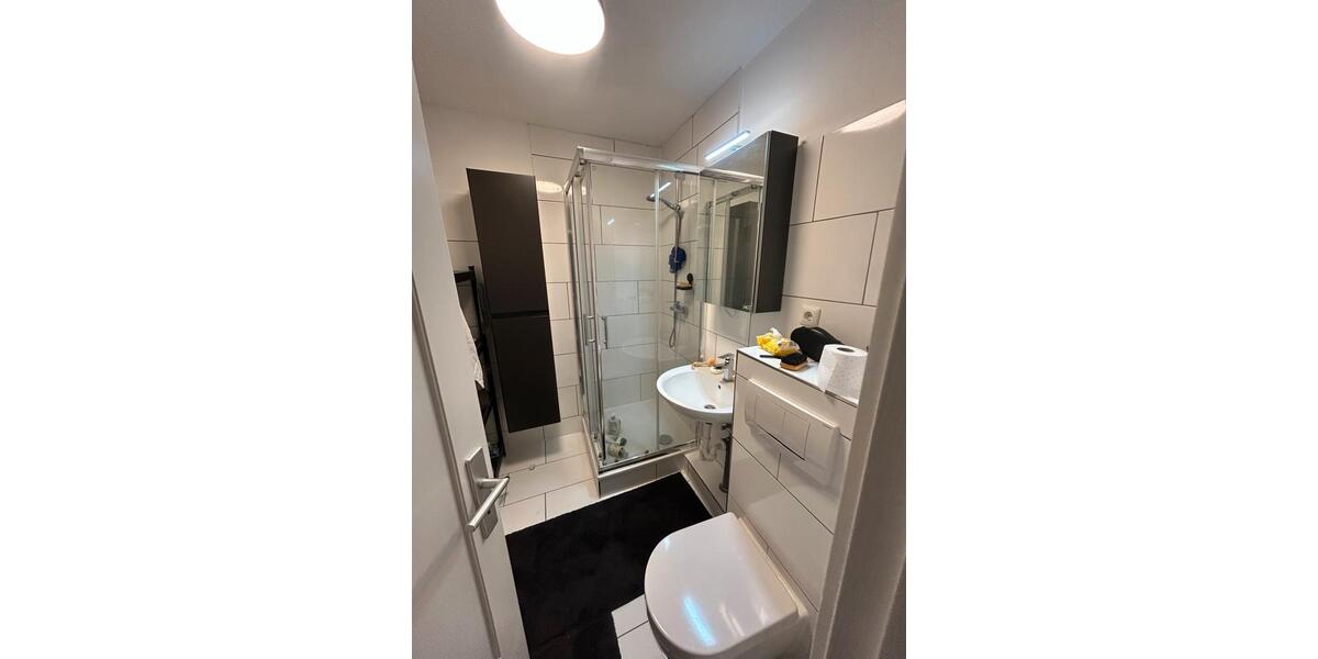 Etagenwohnung Hamburg Eimsbüttel - 2 Zimmer, 65 m&sup2;, 1.500&euro; | Angebot:26355495