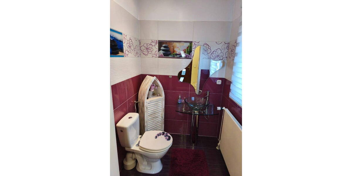 Einfamilienhaus Hamburg Langenhorn - 7 Zimmer, 200 m&sup2;, 650.000&euro; | Angebot:26882598