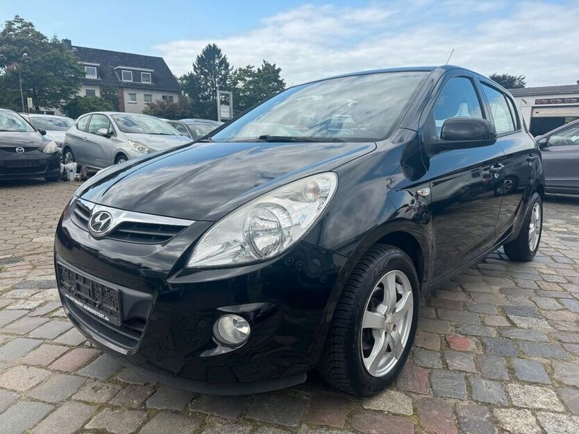 i20