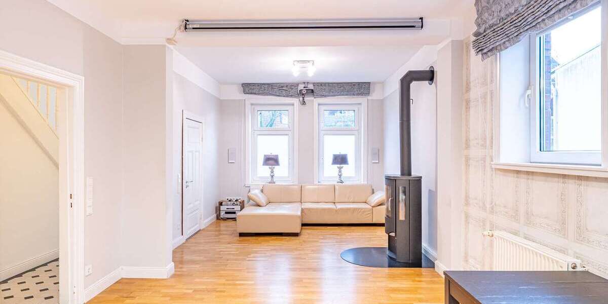Einfamilienhaus Buxtehude - 12 Zimmer, 310 m&sup2;, 765.000&euro; | Angebot:27145338