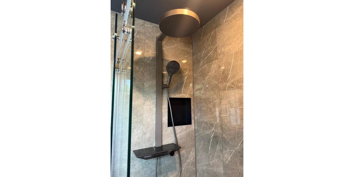 Eigentumswohnung, 3,5 Zimmer, 92qm, 2.OG, Topsaniert, von Privat 3.5 zimmer