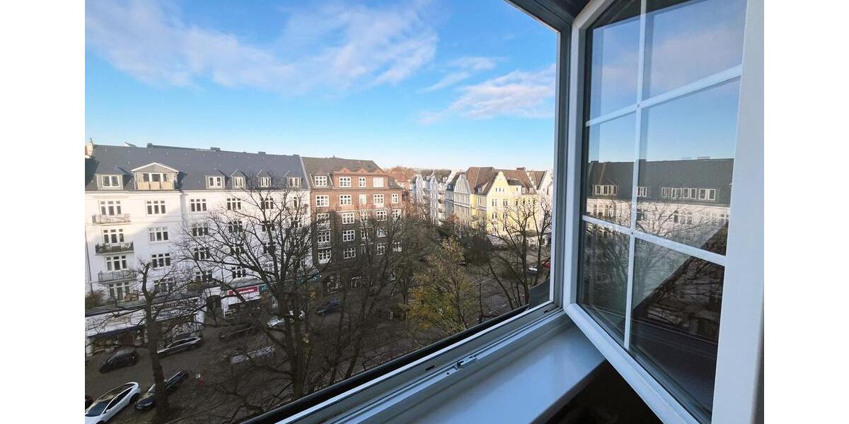 Dachgeschoßwohnung Hamburg Eppendorf - 3.5 Zimmer, 97 m&sup2;, 850.000&euro; | Angebot:26577648