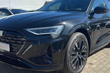 Audi Q8 e-tron 48.389 km 43.950 &euro; Hamburg 22047