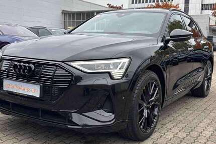 Audi e-tron 31.555 km 41.950 &euro; Hamburg 22047