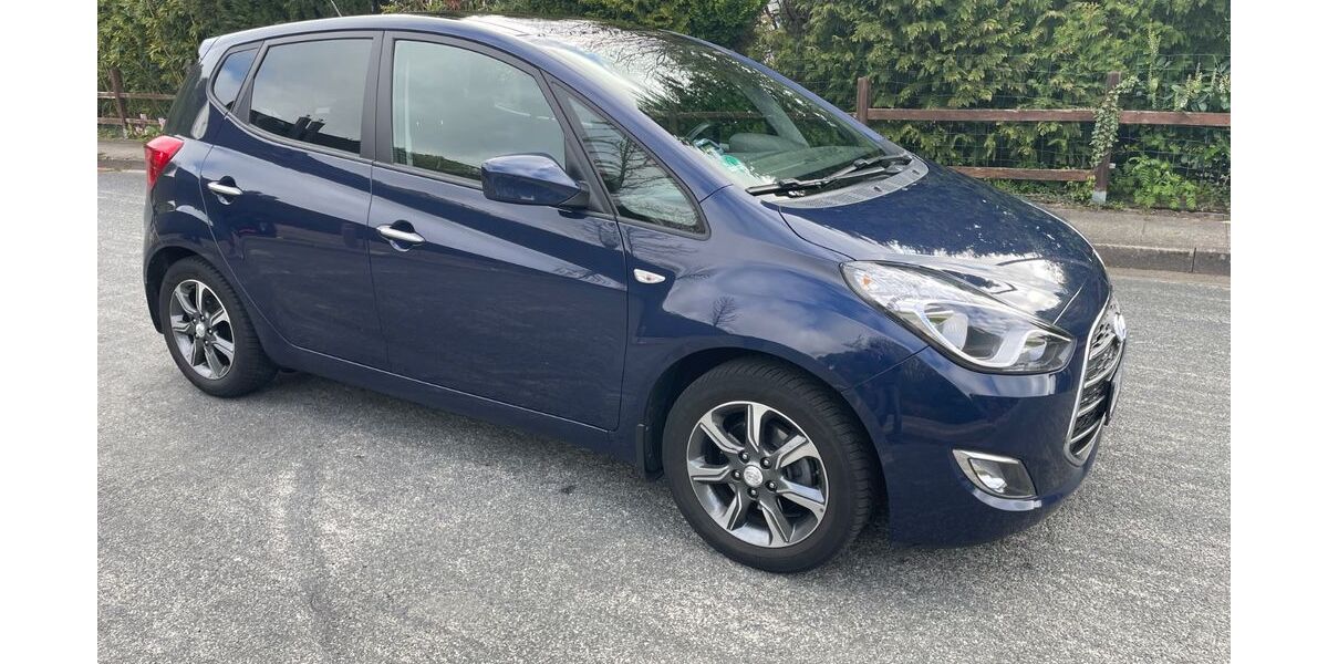 Hyundai ix20 34.500 km 14.300 &euro; Seevetal 21217