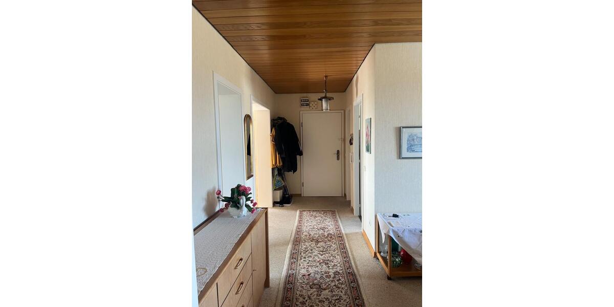 Dachgeschoßwohnung Halstenbek - 4 Zimmer, 93 m&sup2;, 270.000&euro; | Angebot:26855344