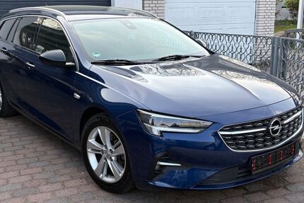 Opel Insignia 76.122 km 10.999 &euro; Hamburg 22111