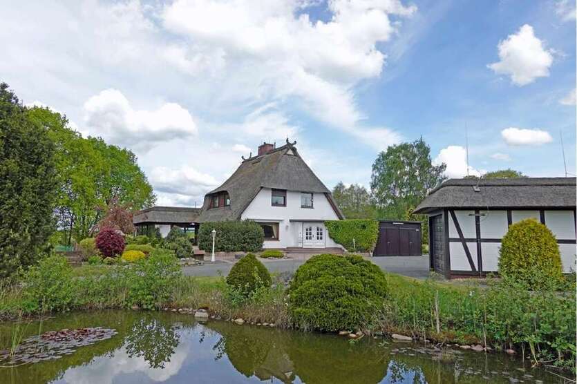 Haus zum Kaufen in Seevetal 785.000 € 250 m²