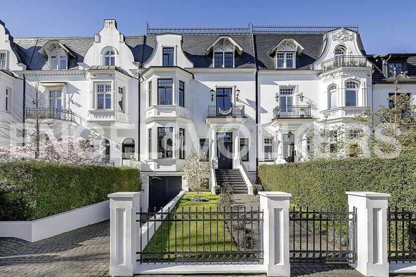 Haus zum Kaufen in Hamburg 8.500.000 € 540 m²