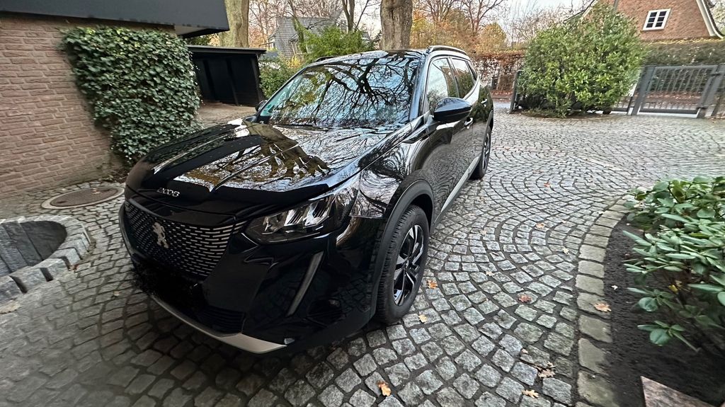 Peugeot 2008 25.000 km 18.750 &euro; Hamburg 21037