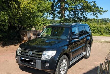 Mitsubishi Pajero 188.000 km 20.000 &euro; Quickborn 25451