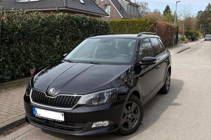 Skoda Fabia 72.508 km 11.200 &euro; Ammersbek 22949