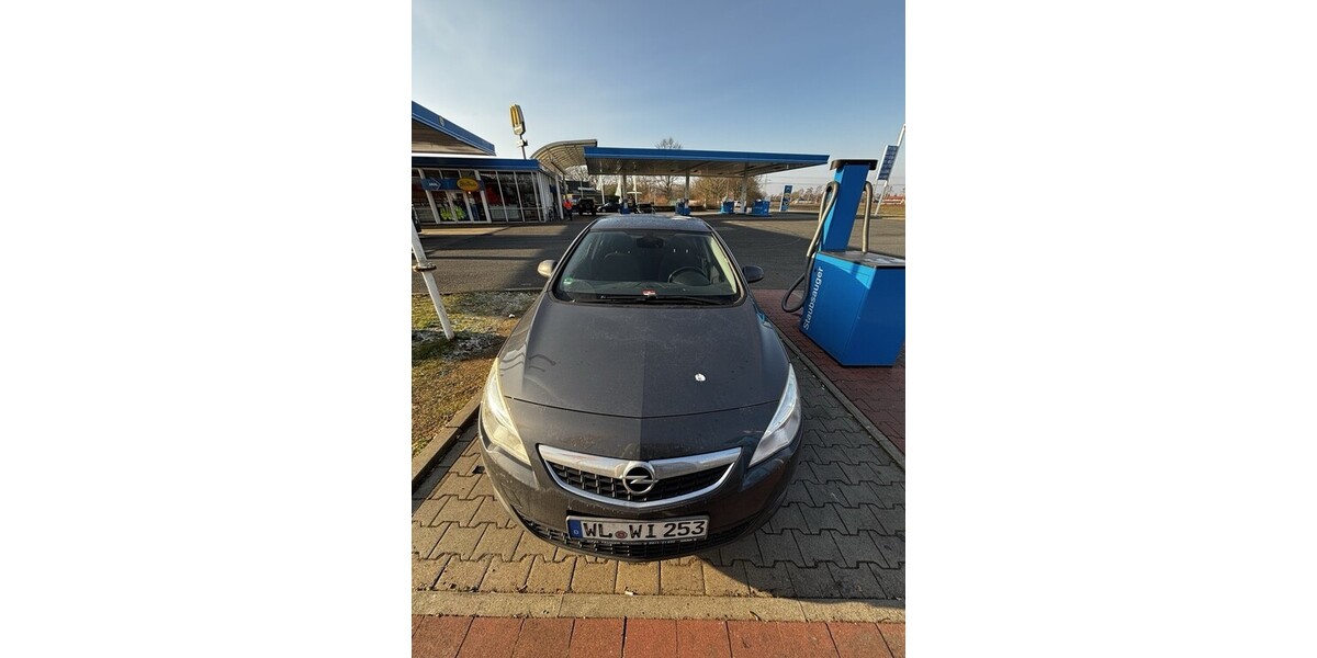 Opel Astra J 204.500 km 3.700 &euro; Winsen (Luhe) 21423