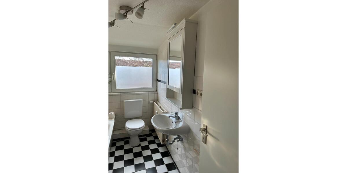 Dachgeschoßwohnung Hamburg Ottensen - 2.5 Zimmer, 42 m&sup2;, 335.000&euro; | Angebot:27234010