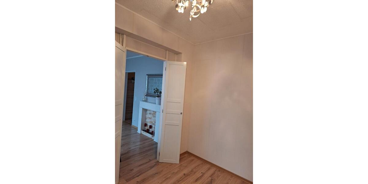 Etagenwohnung Pinneberg - 4 Zimmer, 88 m&sup2;, 235.000&euro; | Angebot:26166644