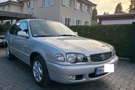 Toyota Corolla 38.850 km 4.900 &euro; Hamburg 22391