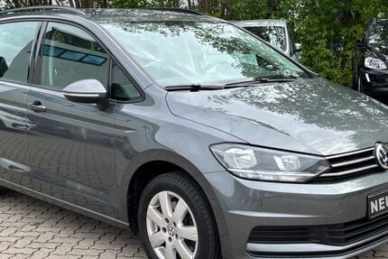 VW Touran 87.000 km 20.900 &euro; Rellingen 25462