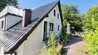 GROSSZÜGIG. MODERN. STILVOLL. MITTENDRIN.